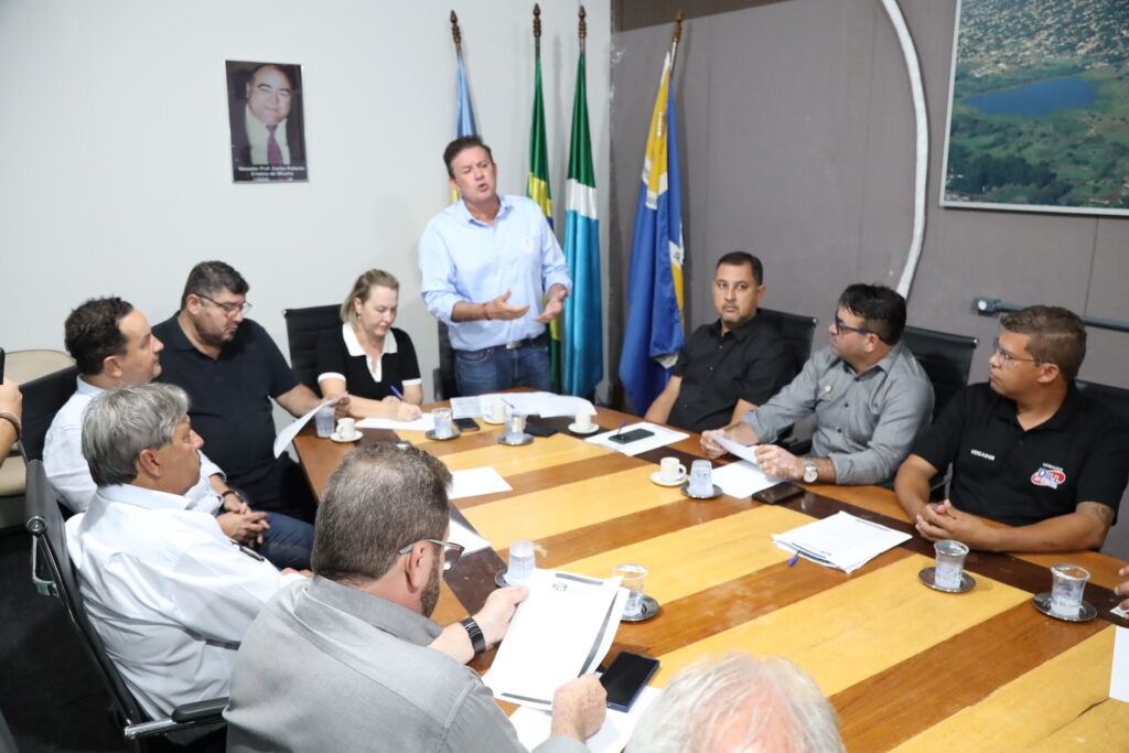 Dill do Povo cobra compromisso assumido por Riedel durante a campanha Dill do Povo cobra compromisso assumido por Riedel durante a campanha