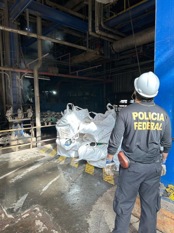 Polícia Federal incinera 5 toneladas de drogas em Três Lagoas