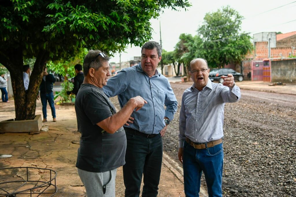 Governo Riedel valoriza setor agropecuário e garante obras de infraestrutura em Dourados Governo Riedel valoriza setor agropecuário e garante obras de infraestrutura em Dourados