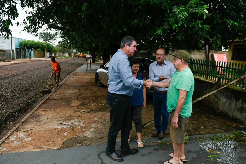 Governo Riedel valoriza setor agropecuário e garante obras de infraestrutura em Dourados Governo Riedel valoriza setor agropecuário e garante obras de infraestrutura em Dourados