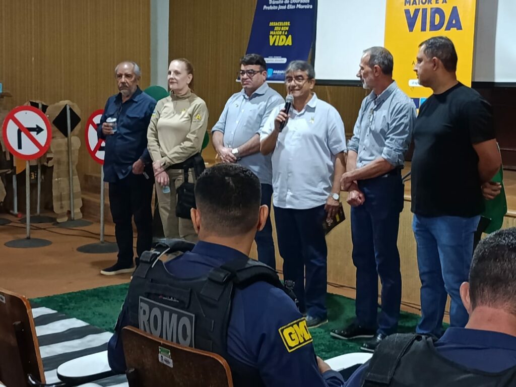 Motoristas do transporte escolar são capacitados para garantir segurança viária Motoristas do transporte escolar são capacitados para garantir segurança viária