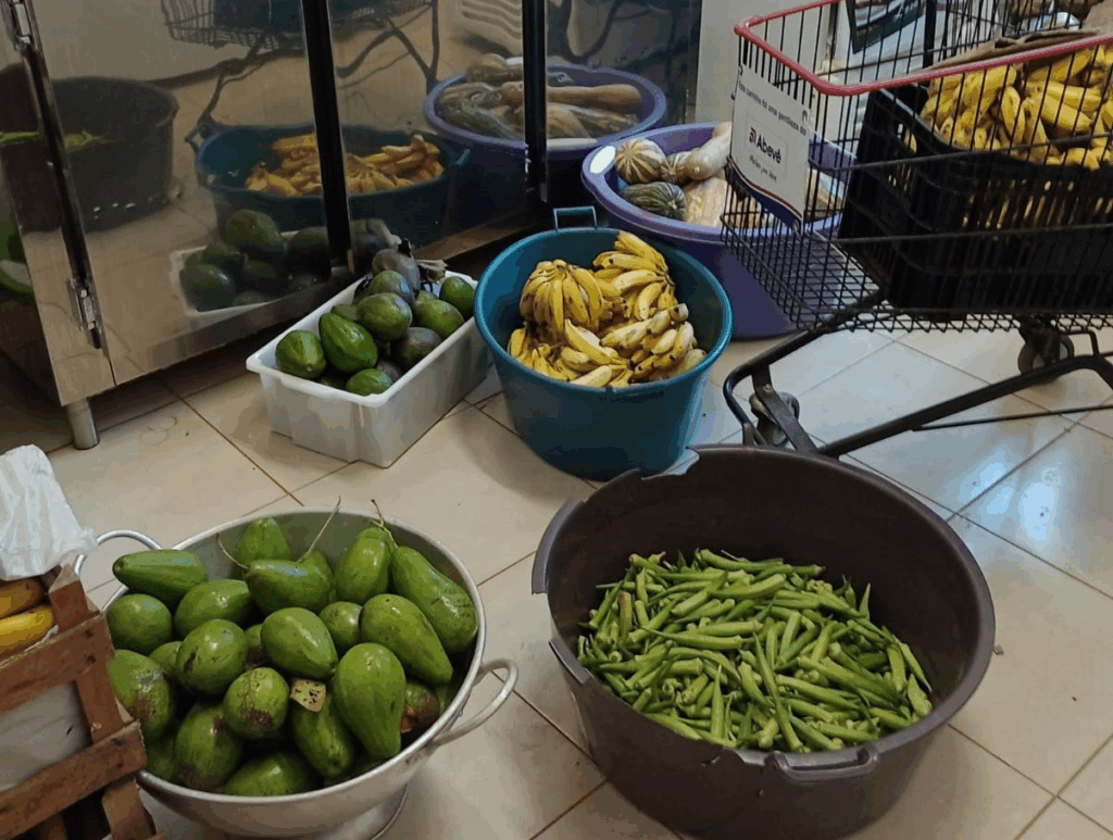 Quase 10 toneladas de alimentos foram distribuídas através do PAA Quase 10 toneladas de alimentos foram distribuídas através do PAA