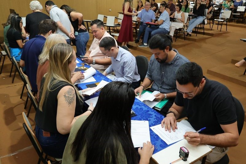 Prefeitura dá posse a mais 30 profissionais que vão atuar na rede pública de saúde Prefeitura dá posse a mais 30 profissionais que vão atuar na rede pública de saúde