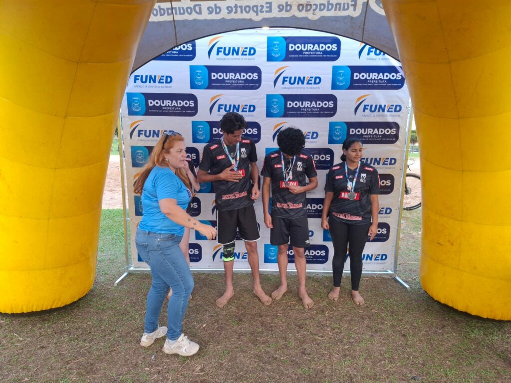 Pro Vôlei vence AABB e se sagra campeã no Parque do Lago Pro Vôlei vence AABB e se sagra campeã no Parque do Lago
