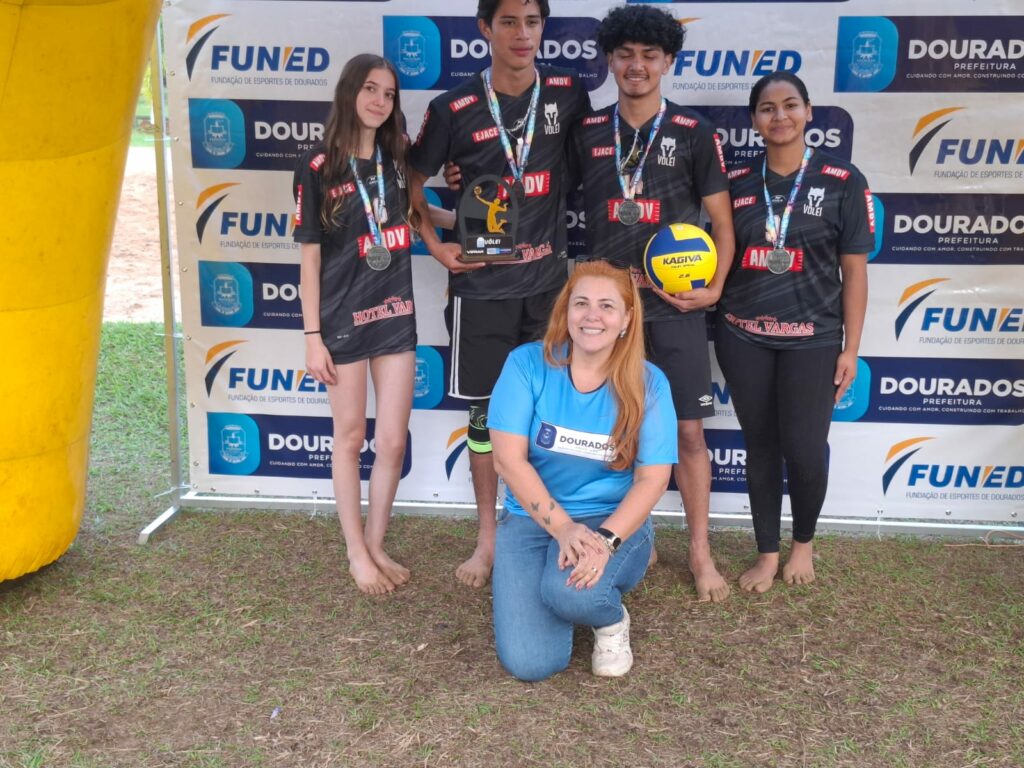 Pro Vôlei vence AABB e se sagra campeã no Parque do Lago Pro Vôlei vence AABB e se sagra campeã no Parque do Lago