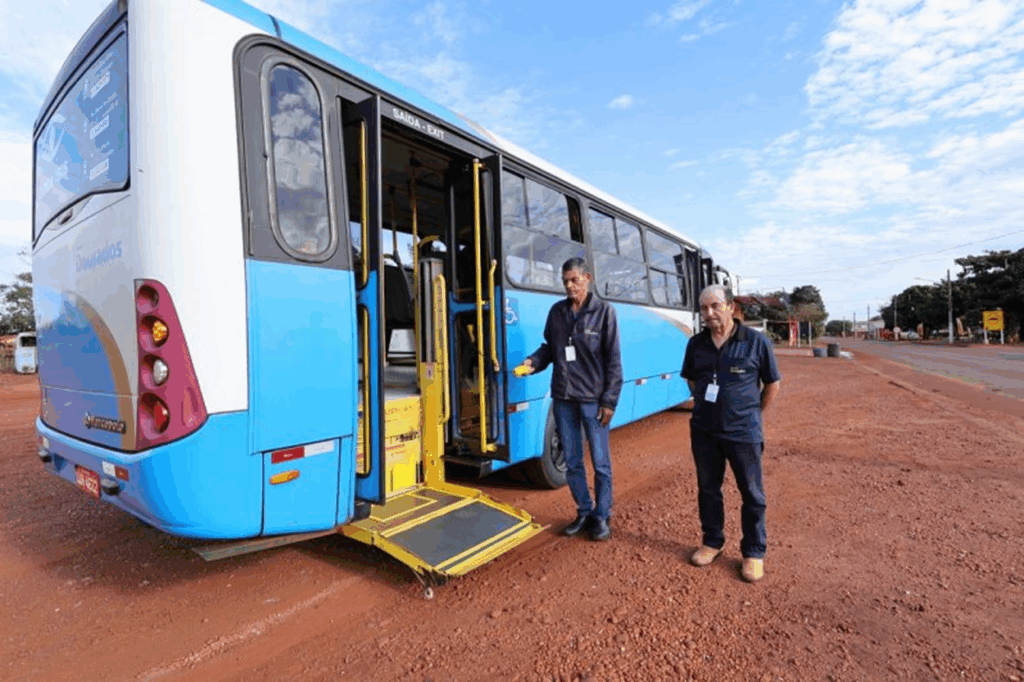 Ônibus Dourados/Itahum volta a funcionar depois de cinco anos
