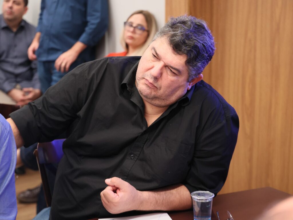 Pudim participa de reunião do MS Ativo na governadoria Pudim participa de reunião do MS Ativo na governadoria