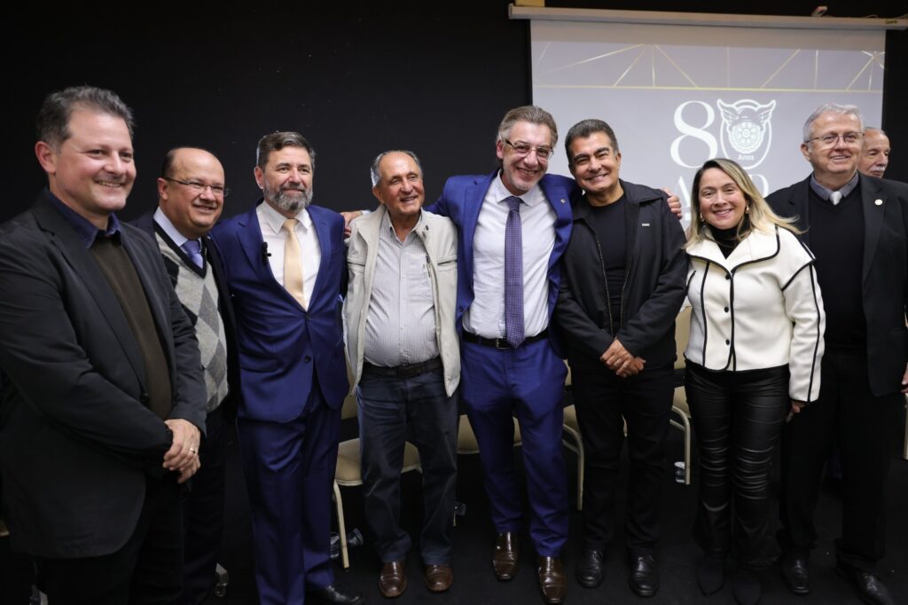 Marçal destaca força do setor empresarial na posse da nova diretoria da Aced