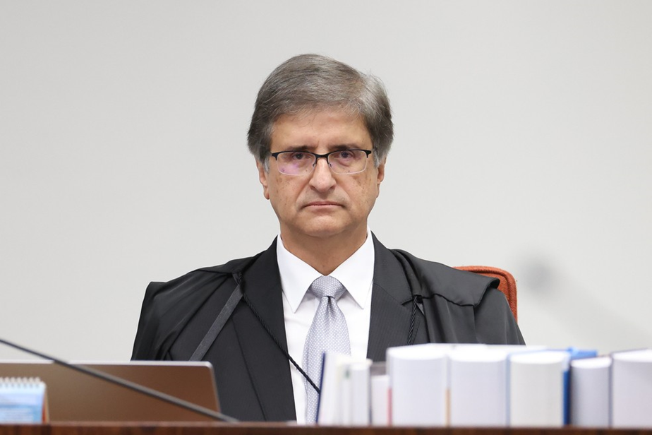 Justiça americana suspende vistos de Moraes, de outros sete ministros do STF e do PGR Justiça americana suspende vistos de Moraes, de outros sete ministros do STF e do PGR