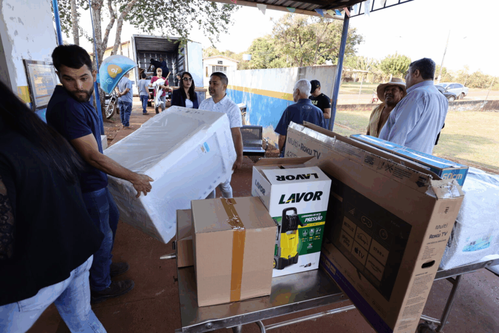 Prefeitura entrega novos equipamentos e transforma UBS de Itahum Prefeitura entrega novos equipamentos e transforma UBS de Itahum