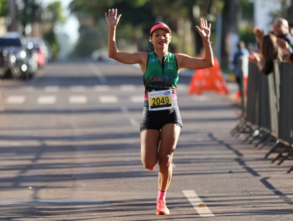 Meia Maratona do Fogo resgata tradição com corredores de Dourados e região Meia Maratona do Fogo resgata tradição com corredores de Dourados e região
