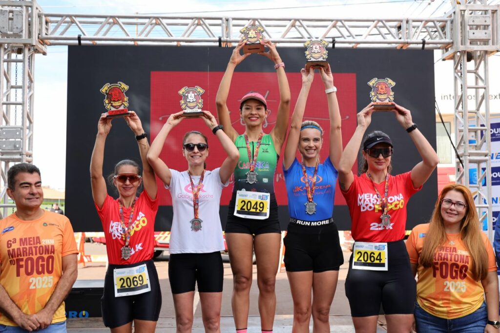 Meia Maratona do Fogo resgata tradição com corredores de Dourados e região Meia Maratona do Fogo resgata tradição com corredores de Dourados e região