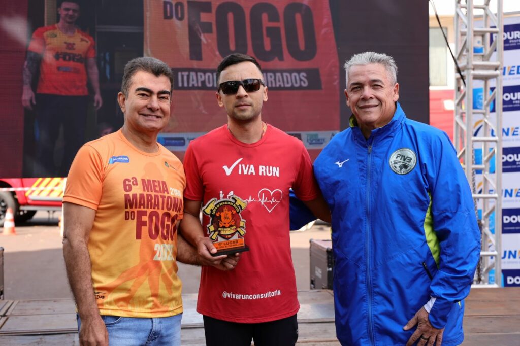Meia Maratona do Fogo resgata tradição com corredores de Dourados e região Meia Maratona do Fogo resgata tradição com corredores de Dourados e região