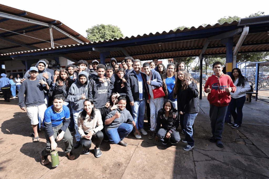 Prefeitura instala câmeras na Escola Weimar Torres e amplia segurança dos alunos