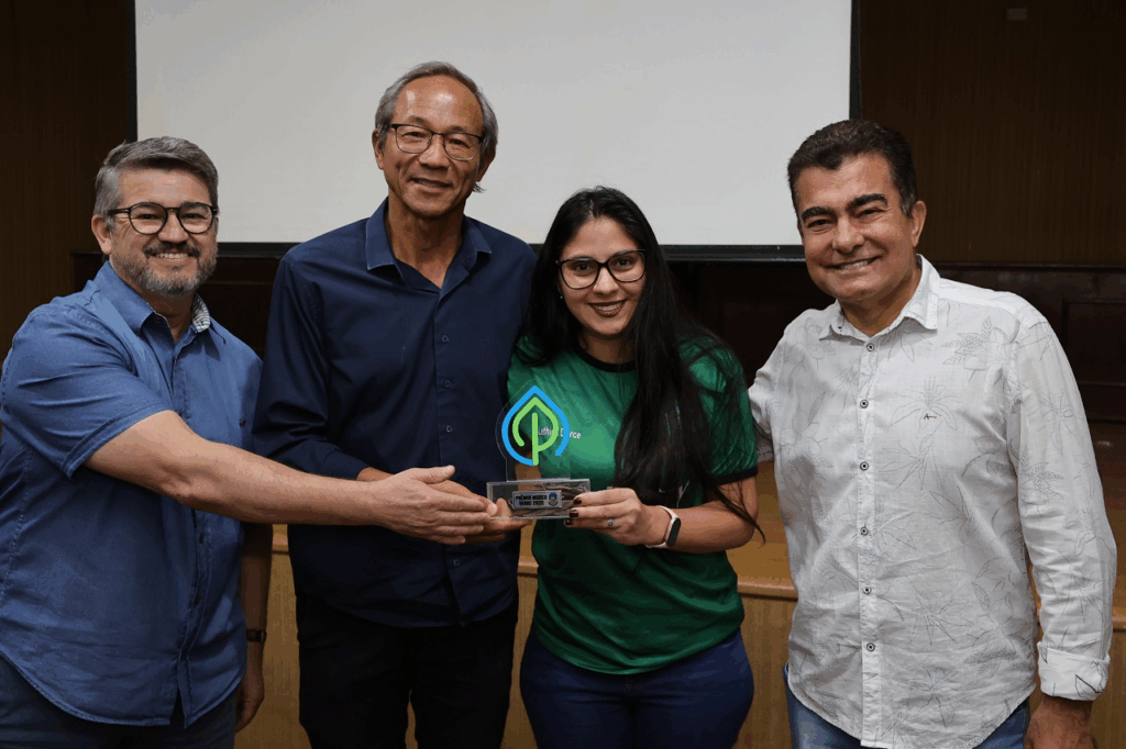 Prefeitura de Dourados anuncia os vencedores do Prêmio Marco Verde Prefeitura de Dourados anuncia os vencedores do Prêmio Marco Verde