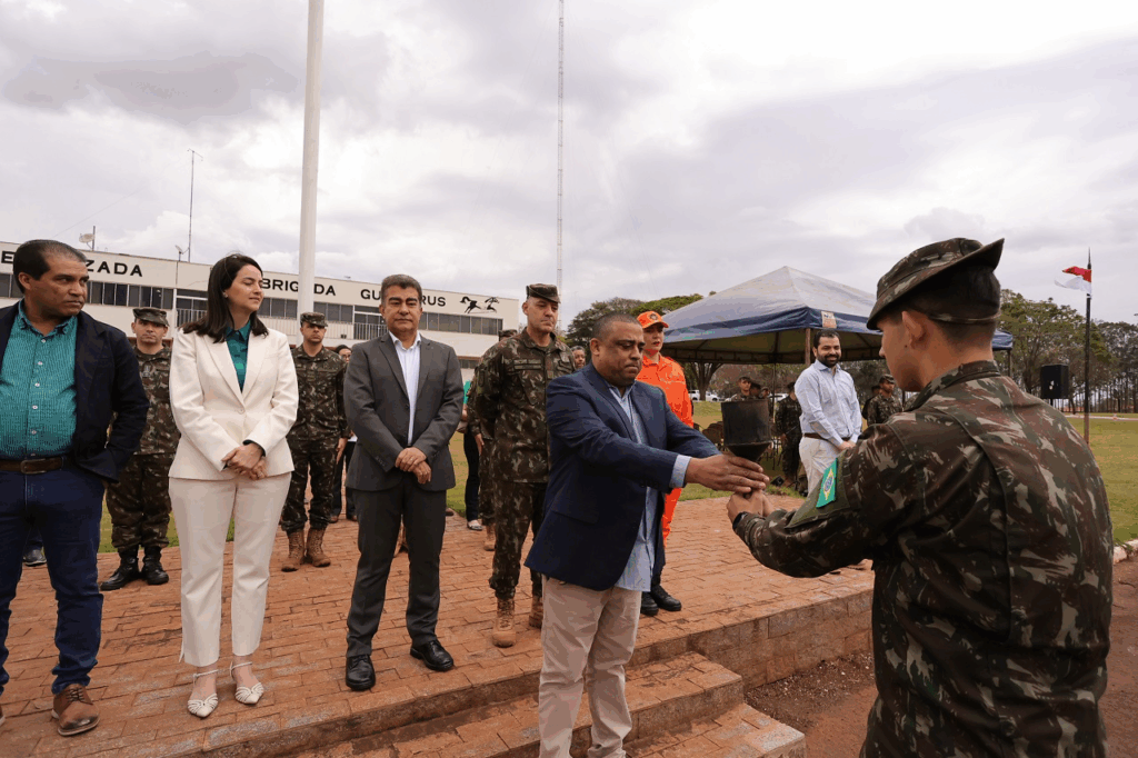 Prefeitura abre Semana da Pátria com o prefeito destacando a importância do patriotismo Prefeitura abre Semana da Pátria com o prefeito destacando a importância do patriotismo