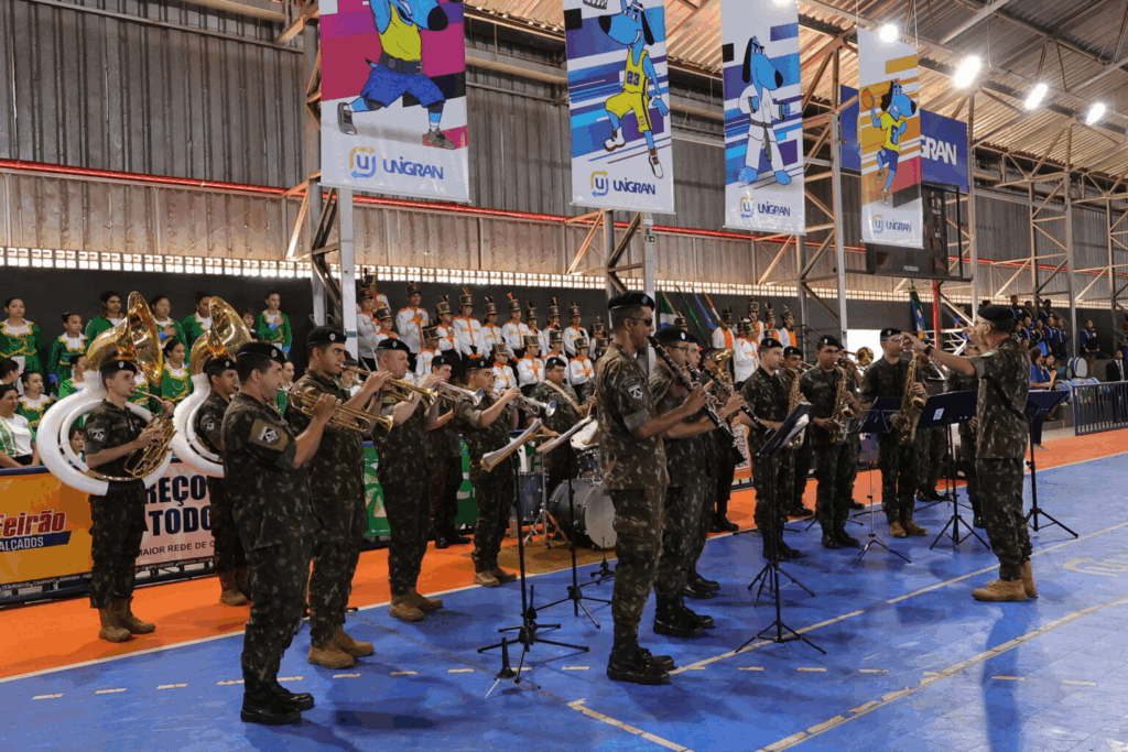 Prefeitura realiza I Festival de Fanfarras Educart e movimenta o sábado em Dourados