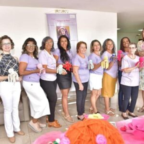 Câmara de Dourados homenageia Projeto Amigos do Peito