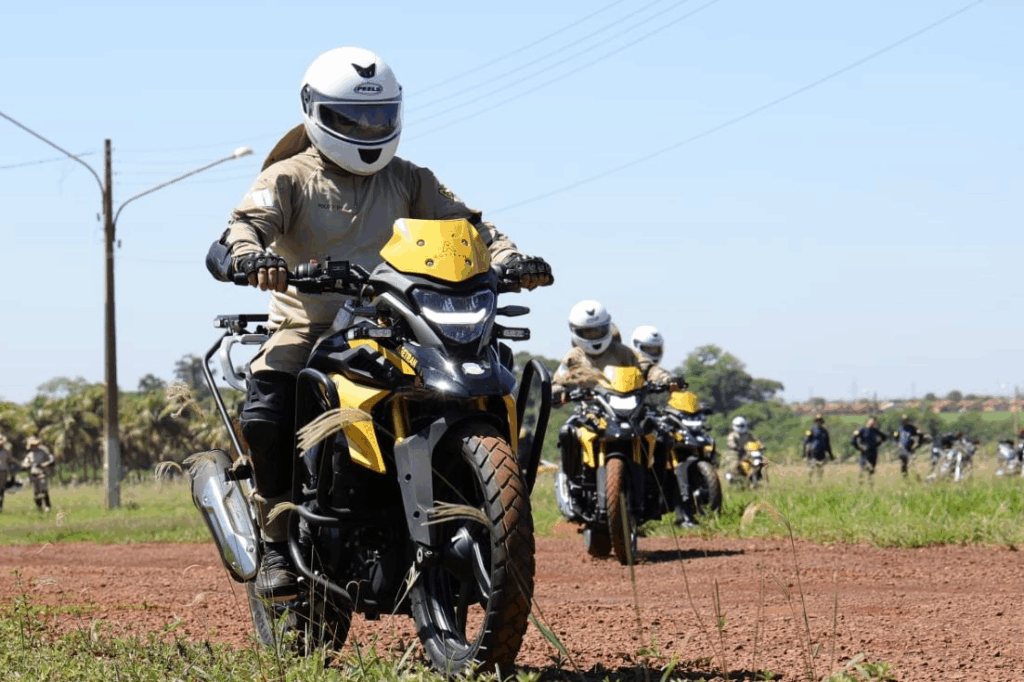 Prefeitura capacita agentes de trânsito para atuarem como motociclista batedor 