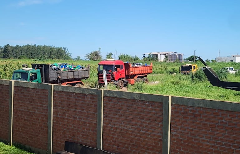 Carga recorde de 88 toneladas de maconha provoca disputa midiática entre Rachid e Riera Carga recorde de 88 toneladas de maconha provoca disputa midiática entre Rachid e Riera
