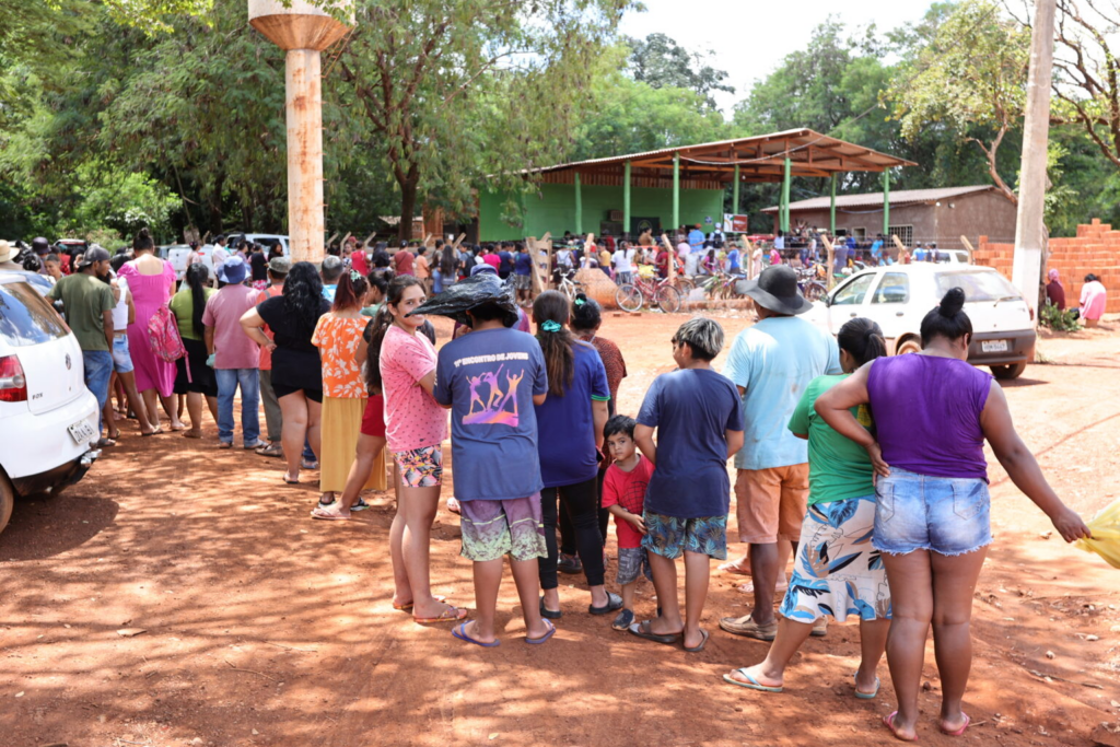 Prefeitura entrega mais 5 toneladas de alimentos às famílias da Reserva Indígena