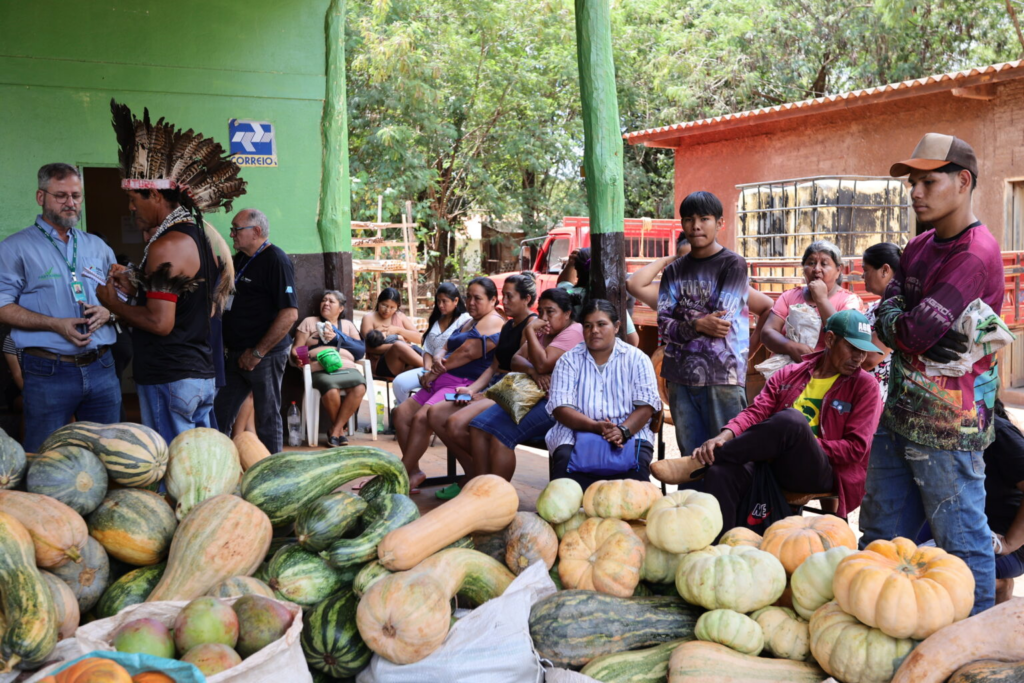 Prefeitura transforma realidade nas aldeias com entrega de 53 toneladas de alimentos