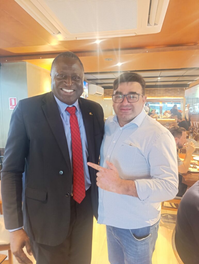 Prates e Dill fortalecem Articulação Conservadora com Magno Malta e Hélio Negão