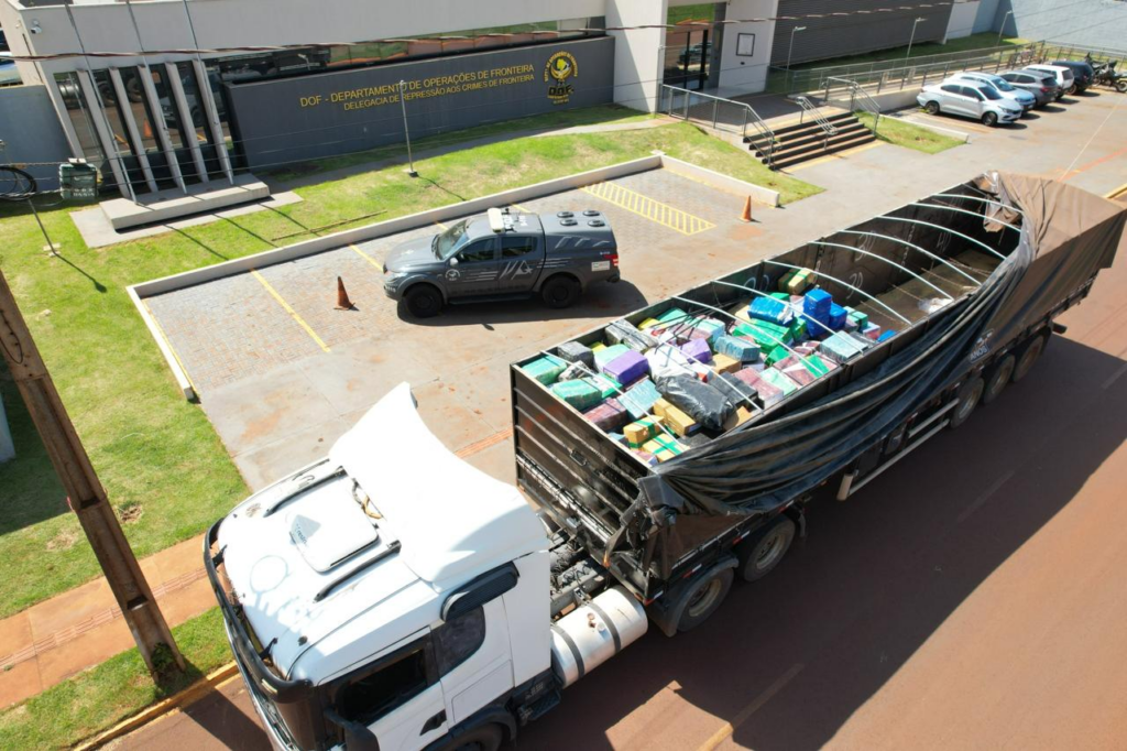 DOF/Defron apreendem mais de 11 toneladas de maconha em Mundo Novo