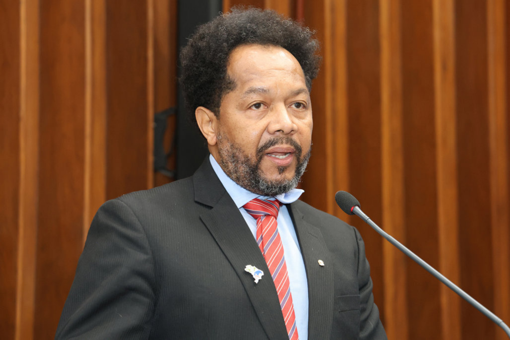 Audiência pública expõe avanço da hidrovia Paraguai–Paraná e alerta para risco ambiental no Pantanal