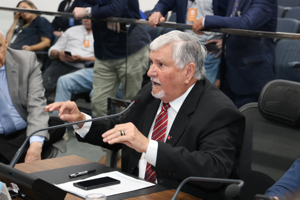 Parlamentares comemoram anúncio de ponte que ligará Mato Grosso do Sul ao Paraná