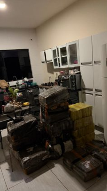 Traficante é preso e 2.895 kg de maconha são apreendidos em Mundo Novo