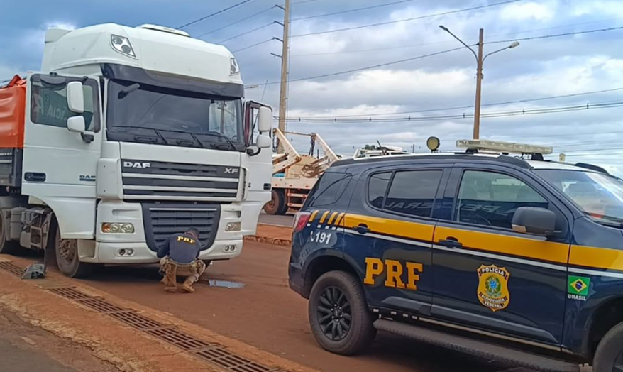 Cocaína apreendida pela PRF seria levada para Paranaguá; haxixe e skunk iriam para Curitiba