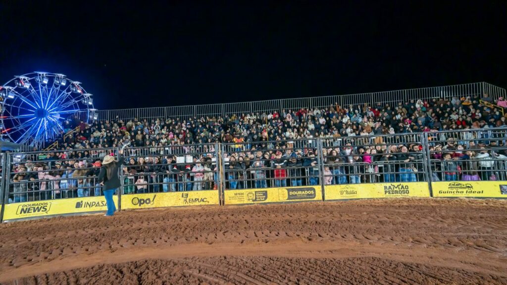 Rodeio termina com arena completamente lotada e definição dos campeões