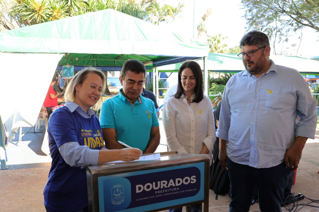Prefeito assina Decreto regulamentando circulação de ciclomotores e bicicletas elétricas