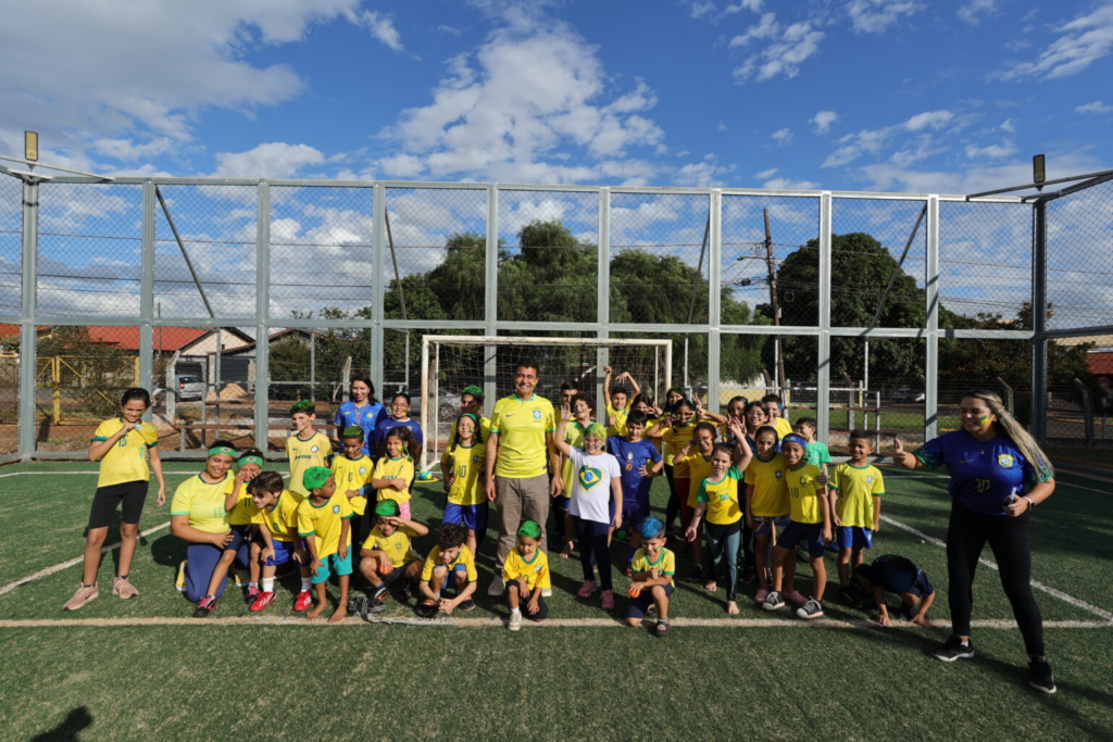 Prefeitura promove treino especial da Copa com festa de esporte, patriotismo e integração Prefeitura promove treino especial da Copa com festa de esporte, patriotismo e integração