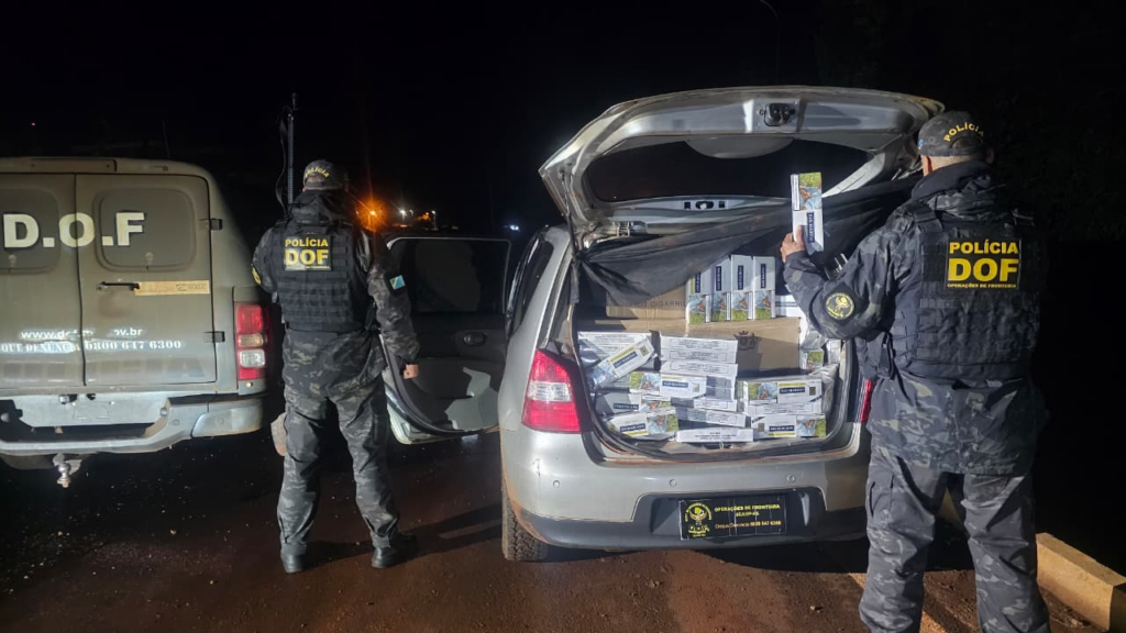 DOF apreende veículo com 1,5 mil pacotes de cigarros paraguaios DOF apreende veículo com 1,5 mil pacotes de cigarros paraguaios