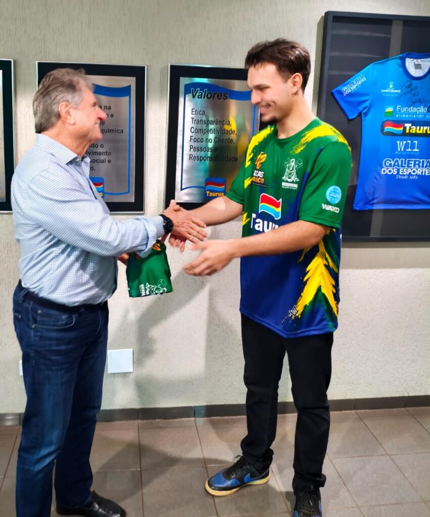 Douradense é convocado para a Seleção Brasileira de Kickboxing