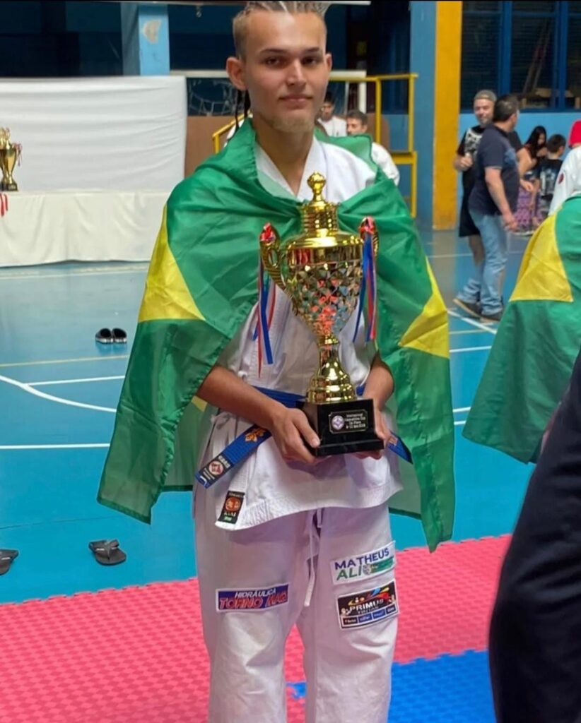 Douradense é convocado para a Seleção Brasileira de Kickboxing
