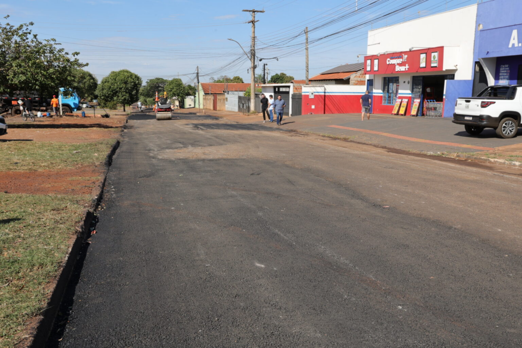 Obras de recuperação de asfalto deteriorado avançam e chegam à Rua General Osório Obras de recuperação de asfalto deteriorado avançam e chegam à Rua General Osório