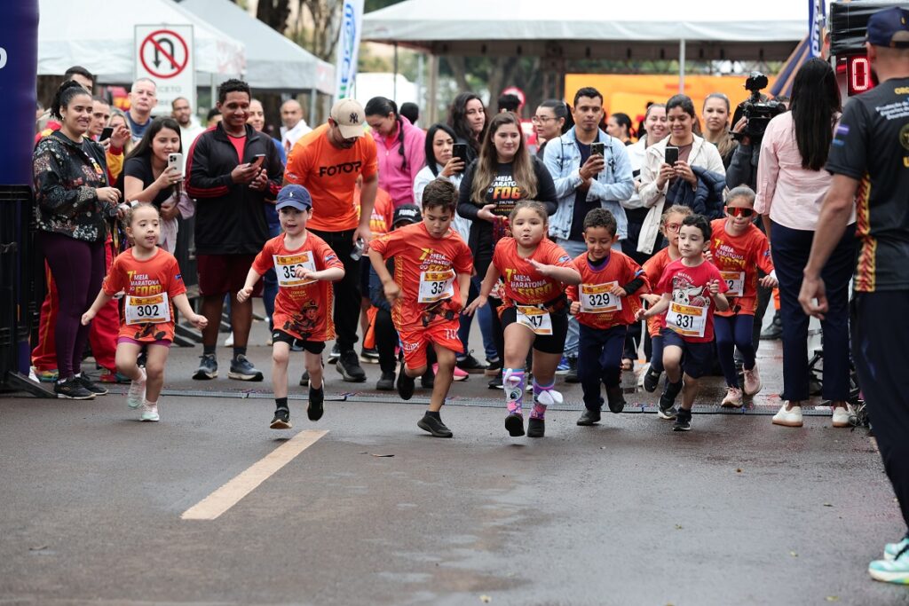 Douradenses superam adversários e vencem sétima edição da Meia Maratona do Fogo Douradenses superam adversários e vencem sétima edição da Meia Maratona do Fogo