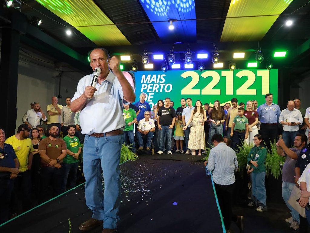 Palavra de ordem no lançamento de campanha: “Seu Zé vai ser o deputado mais votado em outubro” Palavra de ordem no lançamento de campanha: “Seu Zé vai ser o deputado mais votado em outubro”