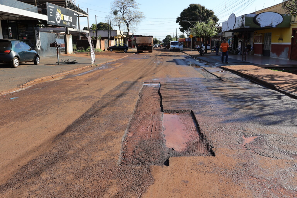 Prefeitura recupera Rua Álvaro Brandão e avança com melhorias no Canaã I Prefeitura recupera Rua Álvaro Brandão e avança com melhorias no Canaã I