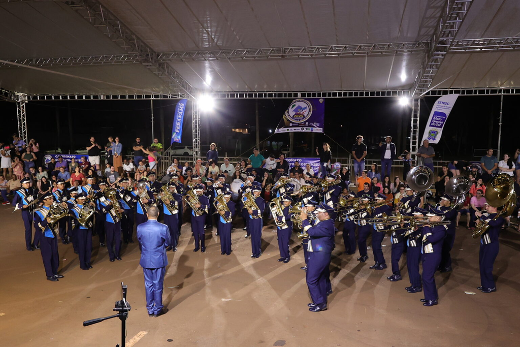 Dourados recebe 32 cidades para o Campeonato Sul-Mato-Grossense de Bandas e Fanfarras neste sábado Dourados recebe 32 cidades para o Campeonato Sul-Mato-Grossense de Bandas e Fanfarras neste sábado