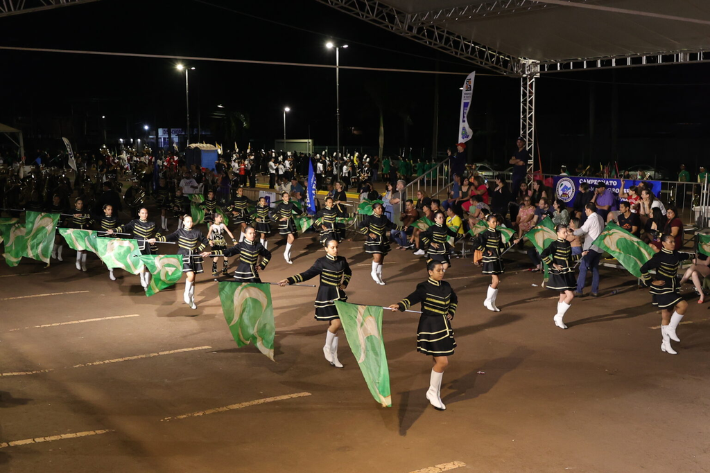 Dourados recebe 32 cidades para o Campeonato Sul-Mato-Grossense de Bandas e Fanfarras neste sábado Dourados recebe 32 cidades para o Campeonato Sul-Mato-Grossense de Bandas e Fanfarras neste sábado