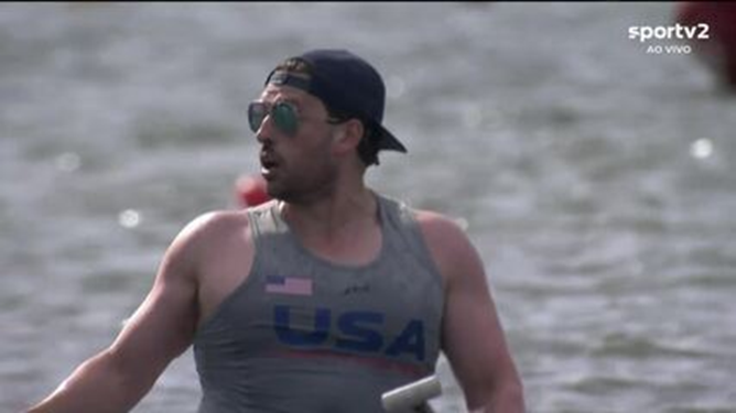 Ouro no Mundial de Canoagem é de Isaquias Queiroz Ouro no Mundial de Canoagem é de Isaquias Queiroz