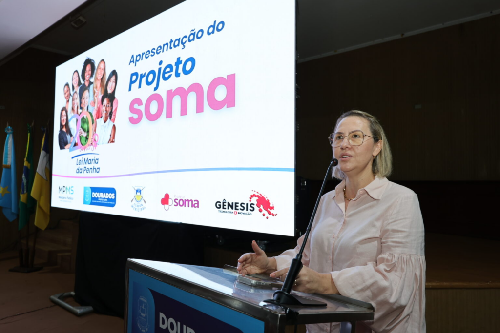Prefeitura apresenta às forças de segurança, sistema que protege mulheres em situação de risco Prefeitura apresenta às forças de segurança, sistema que protege mulheres em situação de risco